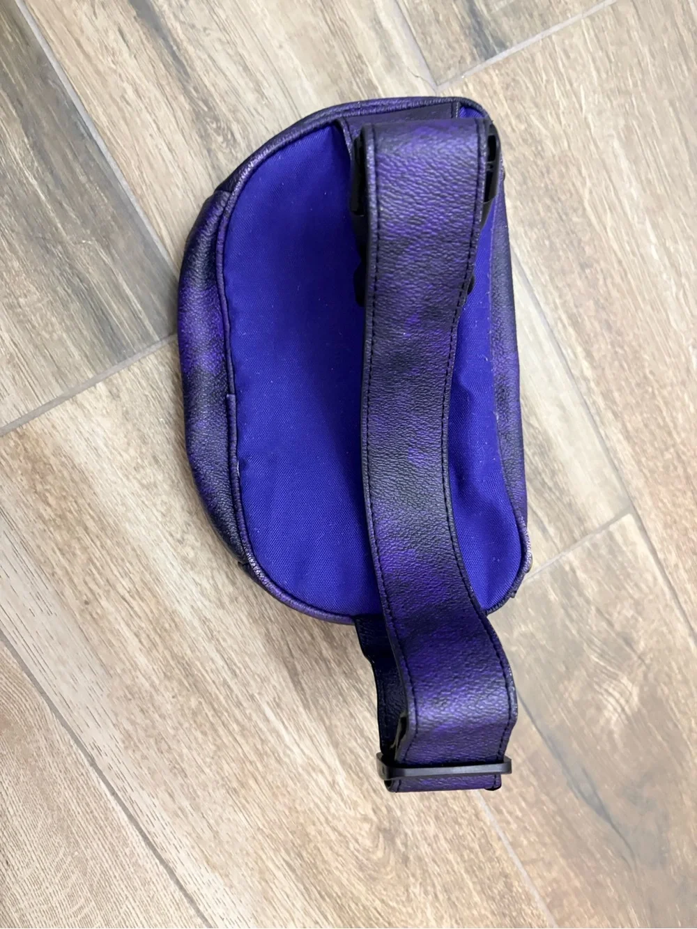 Disney Descendants Fanny pack faux leather brushed gold tone studs 2 pockets
